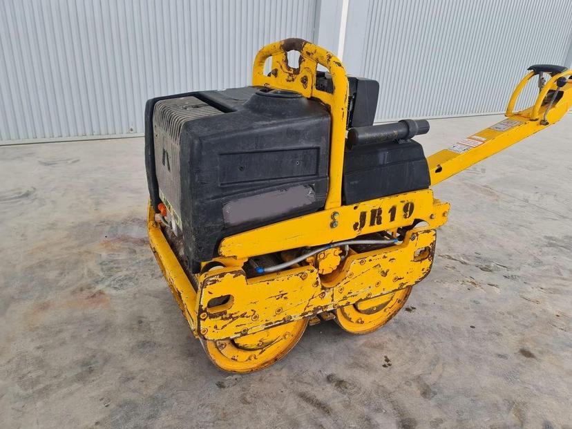 2013 AMMANN ARW 65